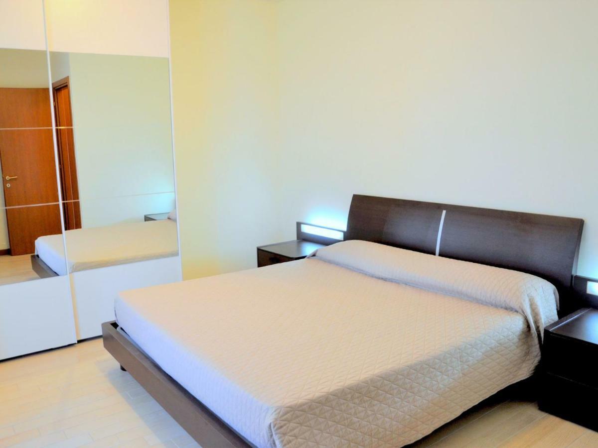 Small Residence Of Only 18 Apartments With Swimming Pool 라찌제 외부 사진