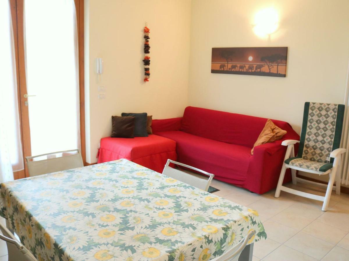 Small Residence Of Only 18 Apartments With Swimming Pool 라찌제 외부 사진