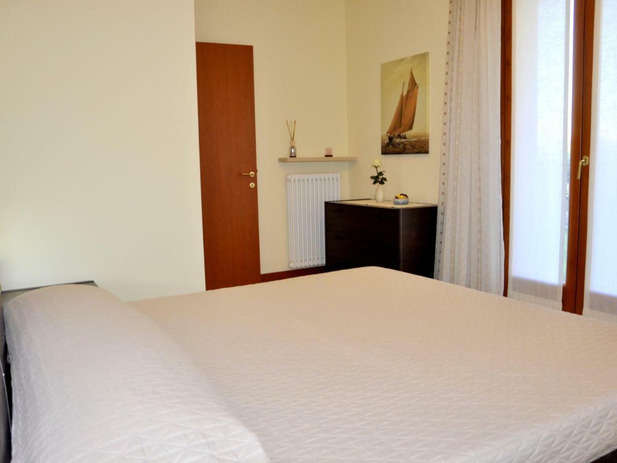 Small Residence Of Only 18 Apartments With Swimming Pool 라찌제 외부 사진
